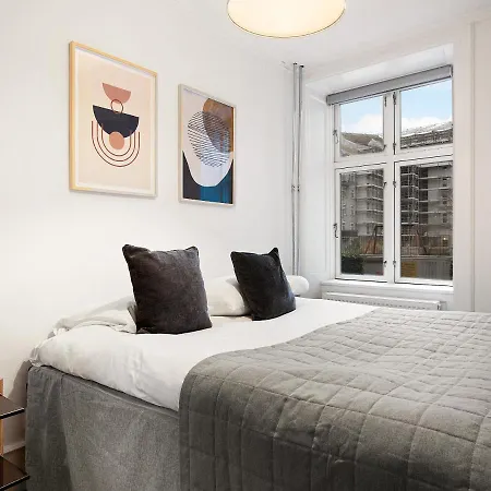 Apartment Sanders Stage - Enchanting Four-bedroom Near Nyhavn *