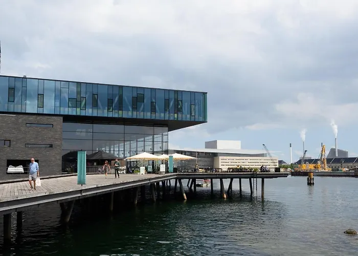 Sanders Stage - Enchanting Four-bedroom Near Nyhavn København