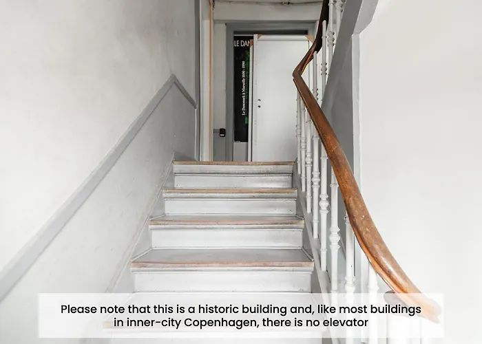 Sanders Stage - Enchanting Four-bedroom Near Nyhavn Lejlighed *