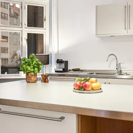 Sanders Stage - Enchanting Four-bedroom Near Nyhavn * Kopenhagen